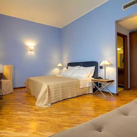 Hotel Messenion Messine Extérieur photo